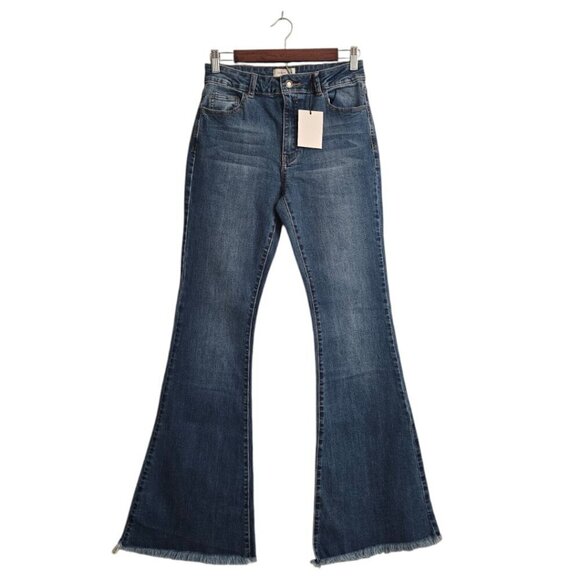 Uniq by Litz NWT Light Wash High Rise Raw Hem Flare Leg Jeans Sz 29 - Picture 1 of 9